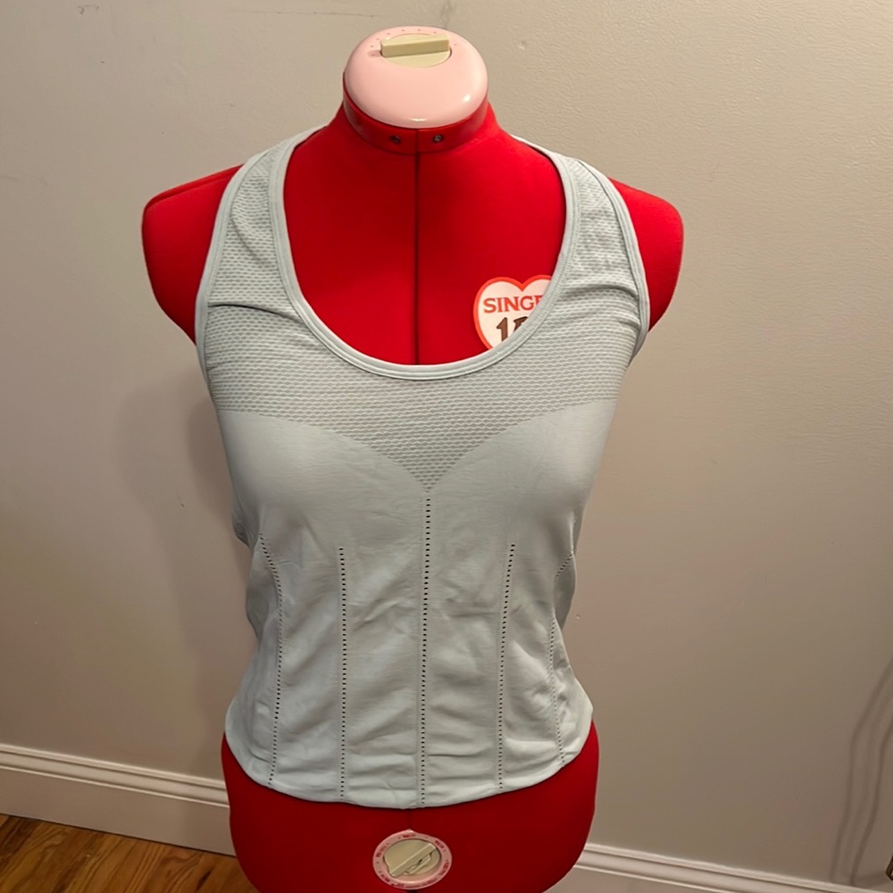 Fabletics workout tank